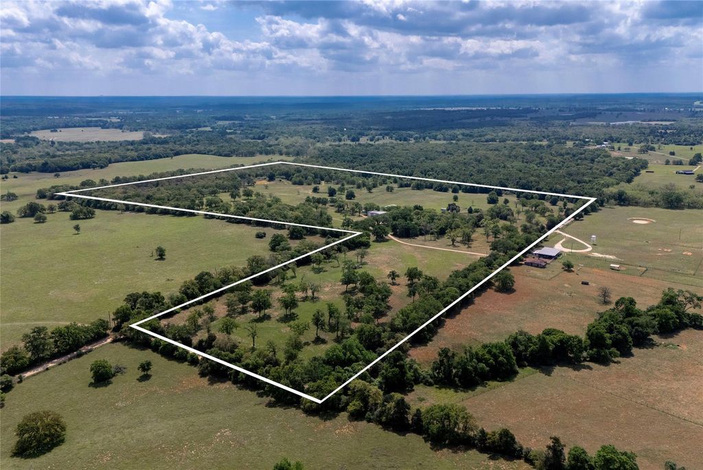 3011 County Road 314, Rockdale, TX 76567