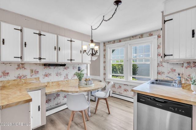 806 Prospect Avenue, Spring Lake, NJ 07762