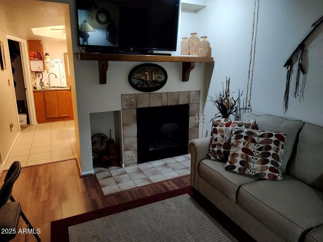 455 N Delaware -- 7, Apache Junction, AZ 85120