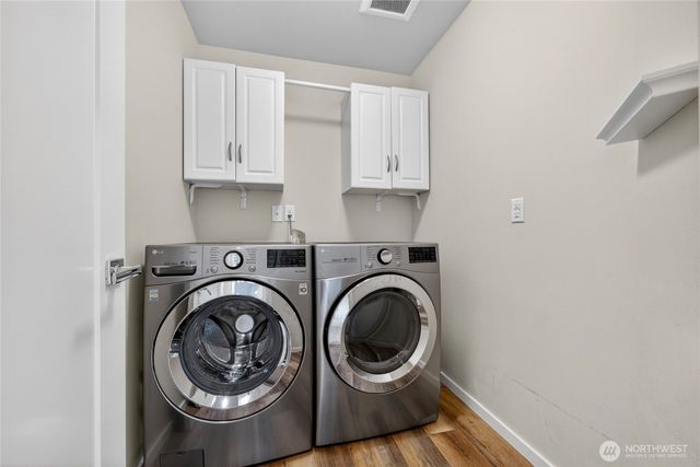 27901 106th Avenue SE, Kent, WA 98030