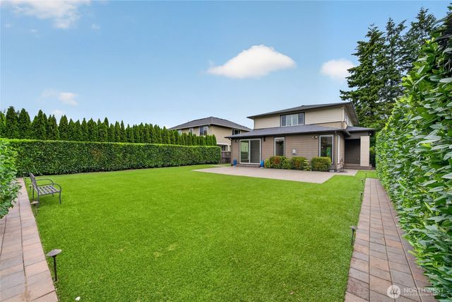 27901 106th Avenue SE, Kent, WA 98030