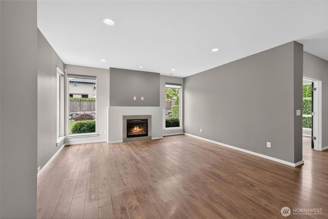 27901 106th Avenue SE, Kent, WA 98030