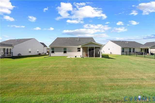 7436 E Danube Loop, New Kent, VA 23124