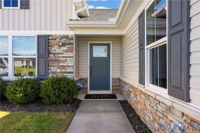 7436 E Danube Loop, New Kent, VA 23124