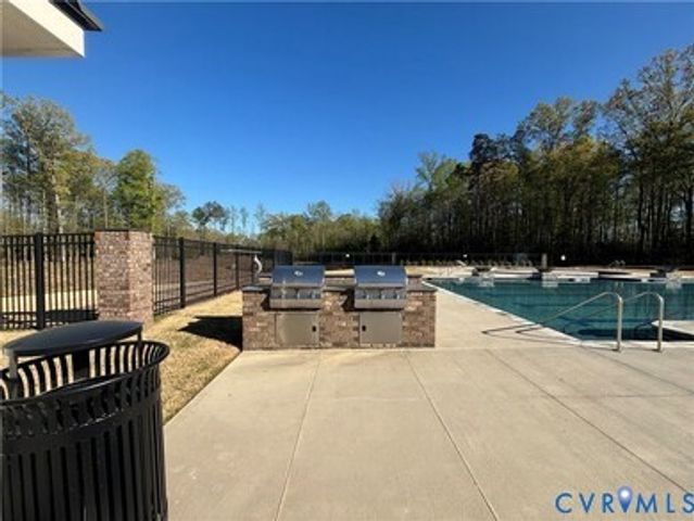 7436 E Danube Loop, New Kent, VA 23124