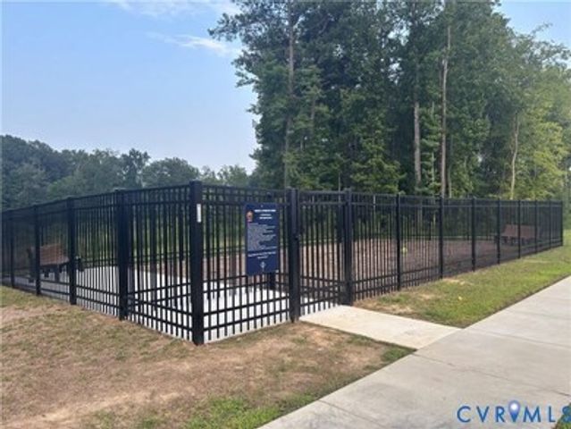 7436 E Danube Loop, New Kent, VA 23124