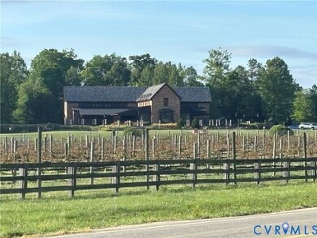 7436 E Danube Loop, New Kent, VA 23124
