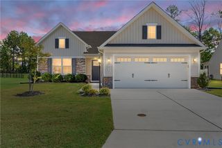 7436 E Danube Loop, New Kent, VA 23124