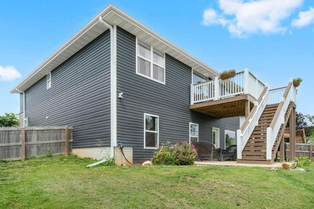 2376 West Twin Lakes Drive, Springfield, MO 65803