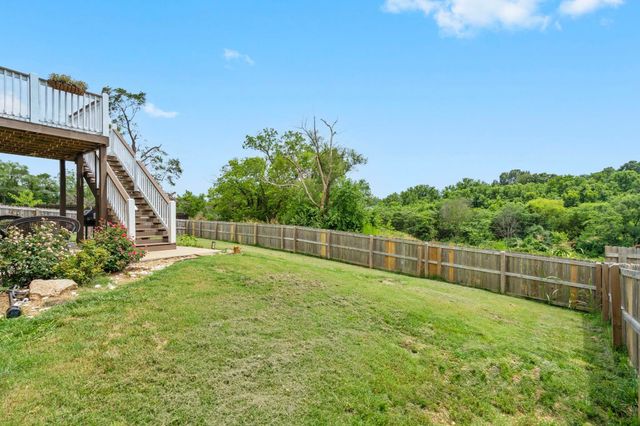 2376 West Twin Lakes Drive, Springfield, MO 65803