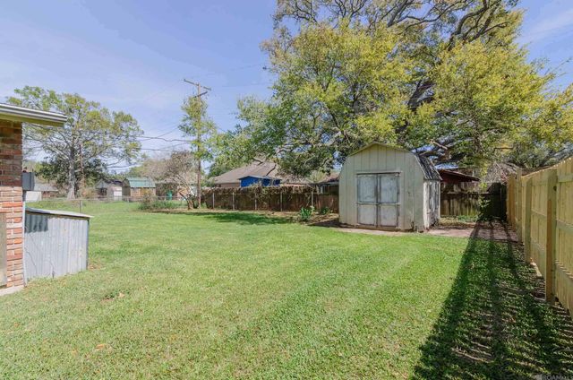 4339 Arlington Ave, Port Allen, LA 70767