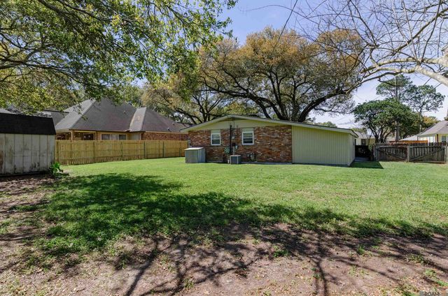 4339 Arlington Ave, Port Allen, LA 70767