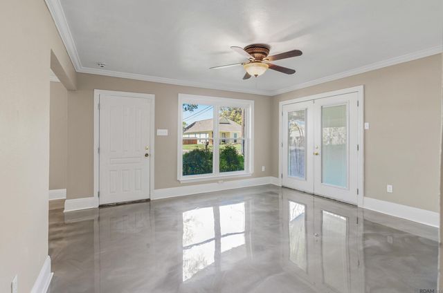 4339 Arlington Ave, Port Allen, LA 70767