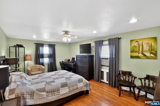128 White Oak Terrace, Belleville, NJ 07109