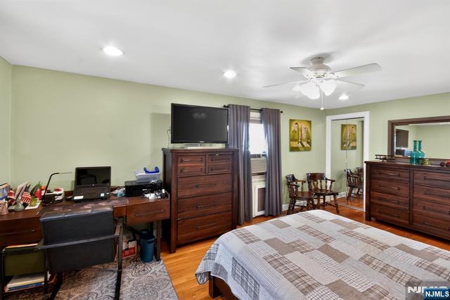 128 White Oak Terrace, Belleville, NJ 07109