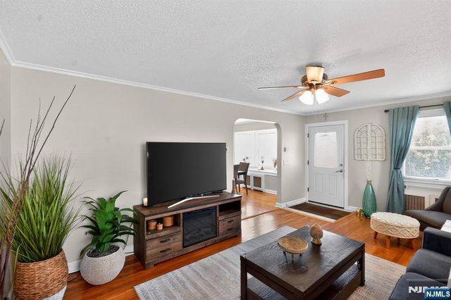 128 White Oak Terrace, Belleville, NJ 07109