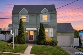 128 White Oak Terrace, Belleville, NJ 07109