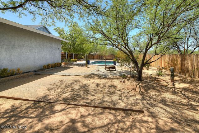 3447 N Olsen Avenue, Tucson, AZ 85719