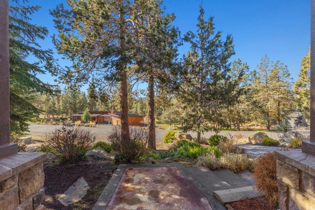 11017 Siskin Lane, Klamath Falls, OR 97601