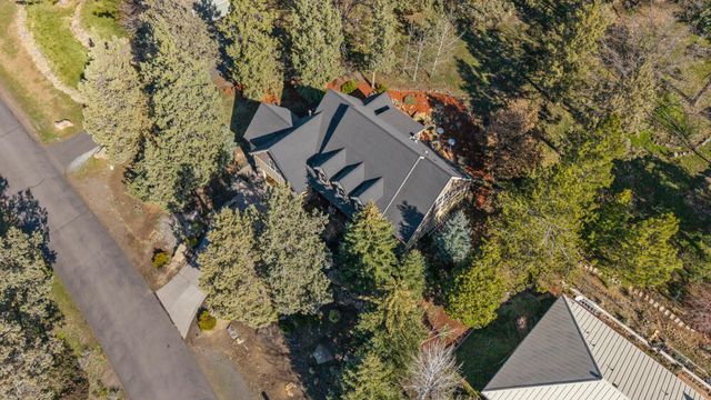 11017 Siskin Lane, Klamath Falls, OR 97601