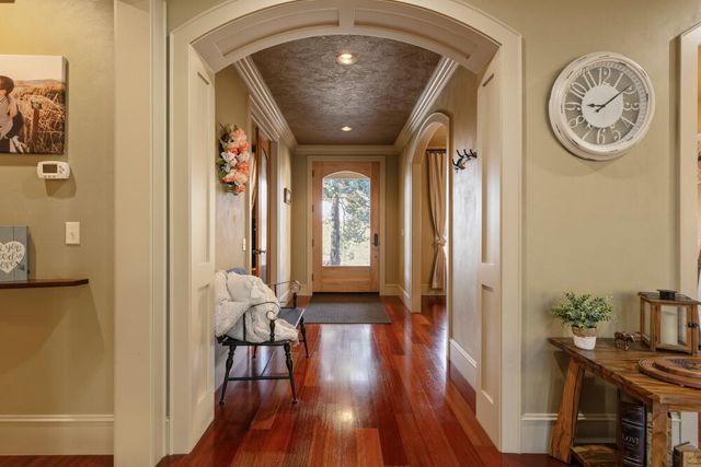 11017 Siskin Lane, Klamath Falls, OR 97601