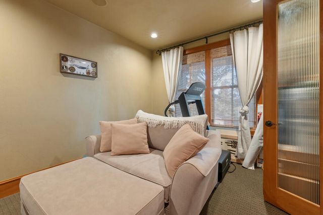 11017 Siskin Lane, Klamath Falls, OR 97601