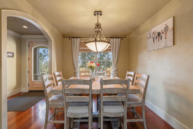 11017 Siskin Lane, Klamath Falls, OR 97601