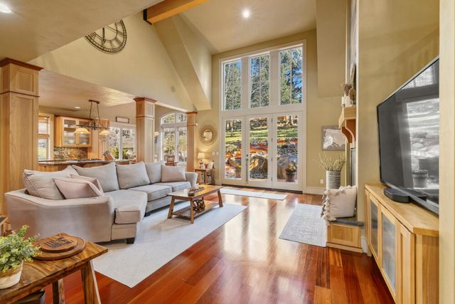 11017 Siskin Lane, Klamath Falls, OR 97601