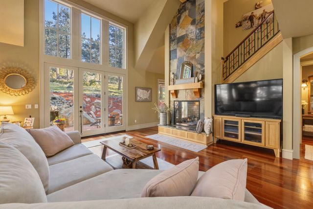 11017 Siskin Lane, Klamath Falls, OR 97601