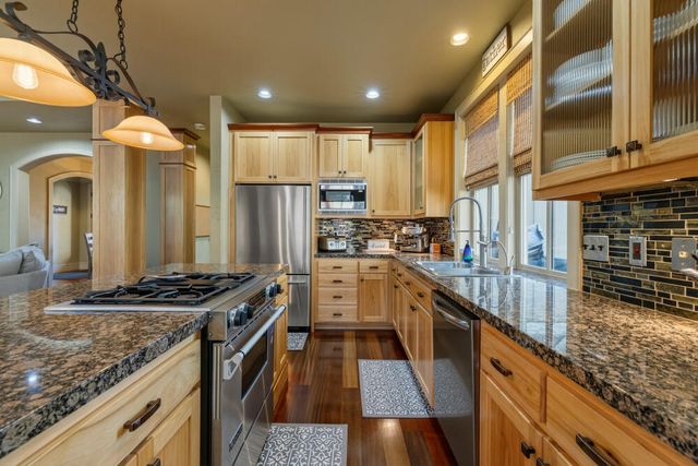 11017 Siskin Lane, Klamath Falls, OR 97601