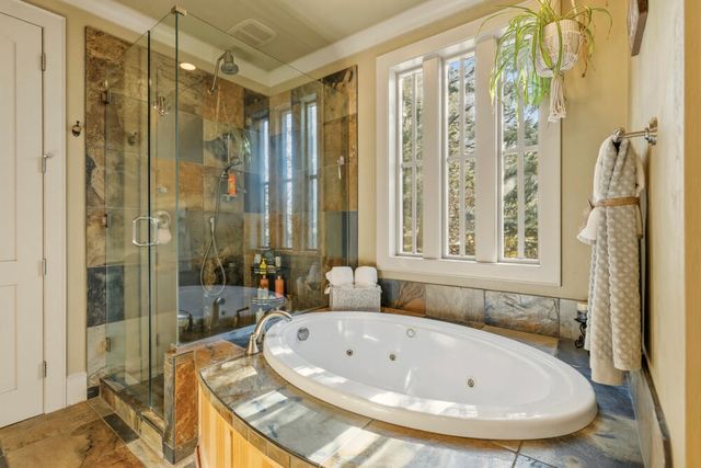 11017 Siskin Lane, Klamath Falls, OR 97601