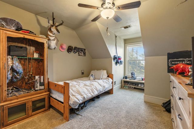 11017 Siskin Lane, Klamath Falls, OR 97601