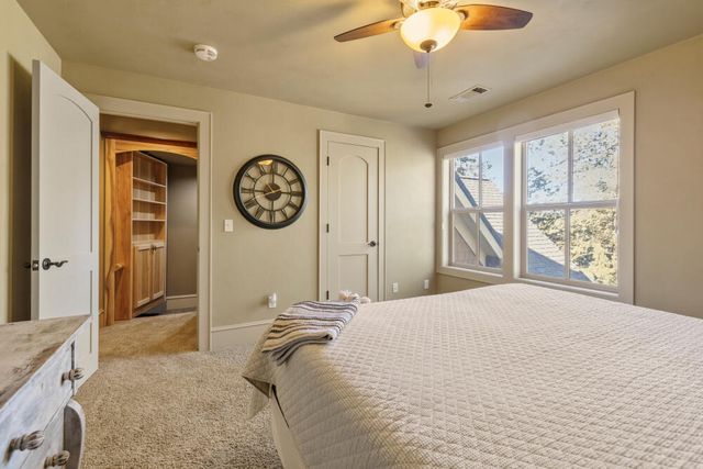 11017 Siskin Lane, Klamath Falls, OR 97601