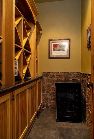 11017 Siskin Lane, Klamath Falls, OR 97601