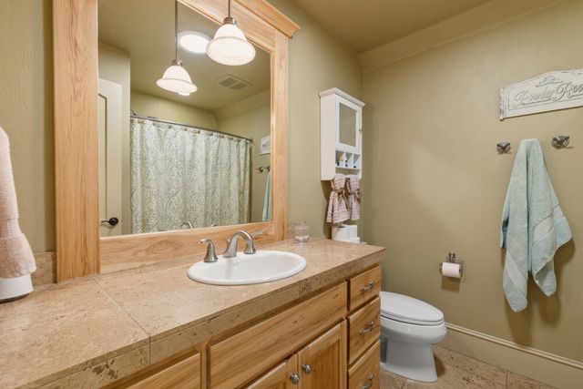 11017 Siskin Lane, Klamath Falls, OR 97601