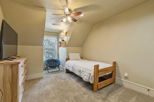 11017 Siskin Lane, Klamath Falls, OR 97601