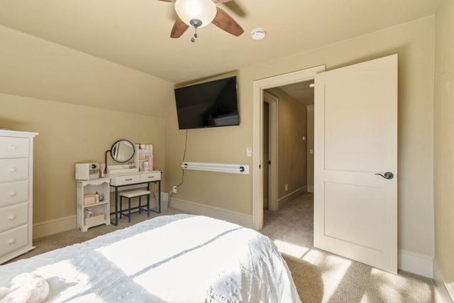 11017 Siskin Lane, Klamath Falls, OR 97601