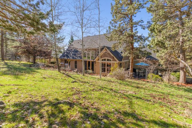 11017 Siskin Lane, Klamath Falls, OR 97601