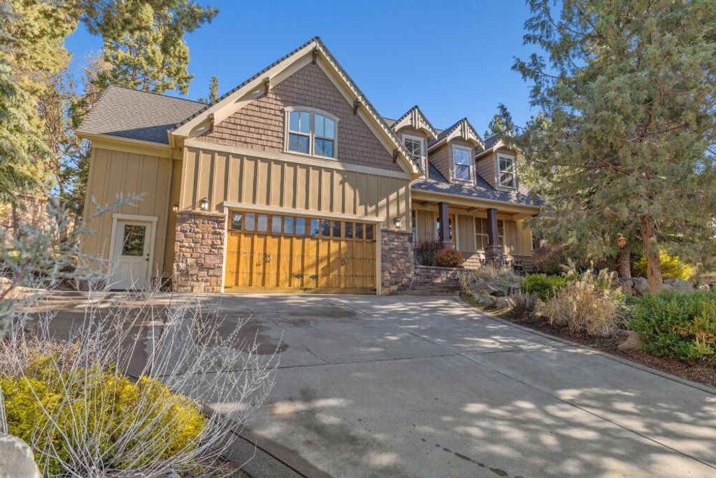 11017 Siskin Lane, Klamath Falls, OR 97601