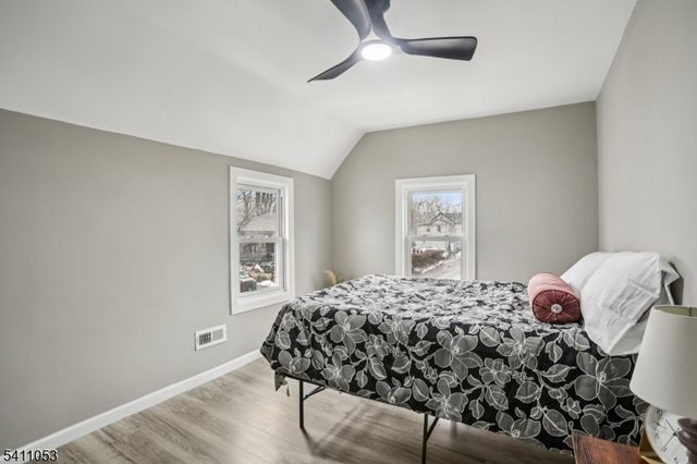 27 Stone St, North Plainfield Boro, NJ 07060