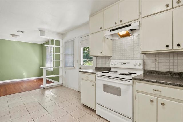 408 Benton Road, Edmond, OK 73034