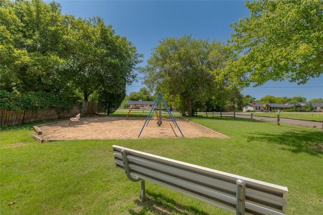 408 Benton Road, Edmond, OK 73034