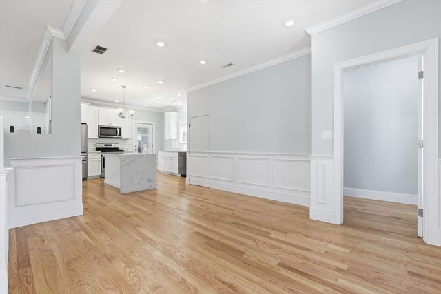 41 Meacham St 2, Somerville, MA 02145