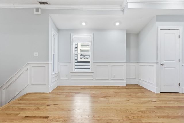 41 Meacham St 2, Somerville, MA 02145