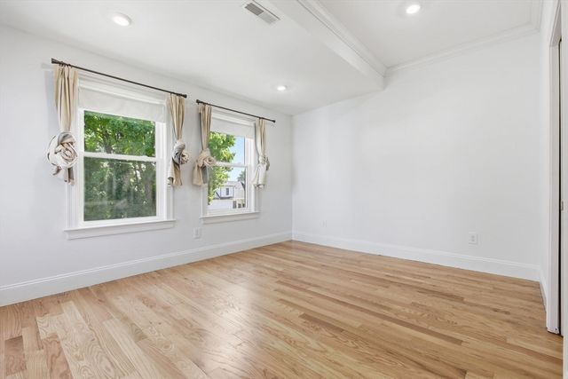 41 Meacham St 2, Somerville, MA 02145