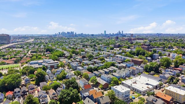 41 Meacham St 2, Somerville, MA 02145
