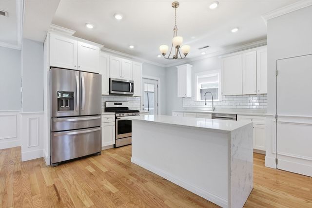 41 Meacham St 2, Somerville, MA 02145