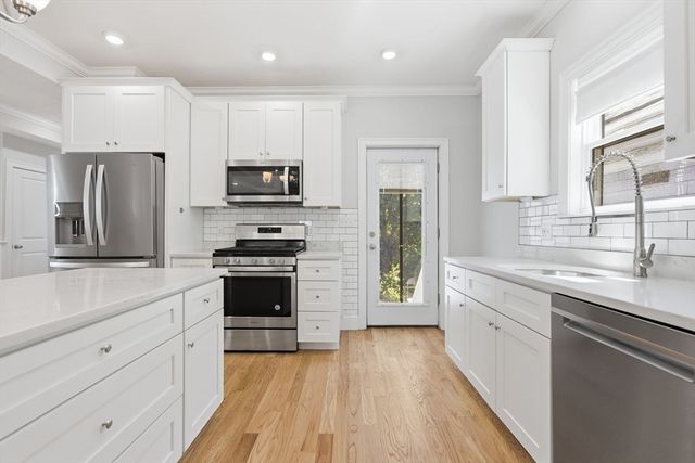 41 Meacham St 2, Somerville, MA 02145