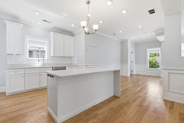 41 Meacham St 2, Somerville, MA 02145