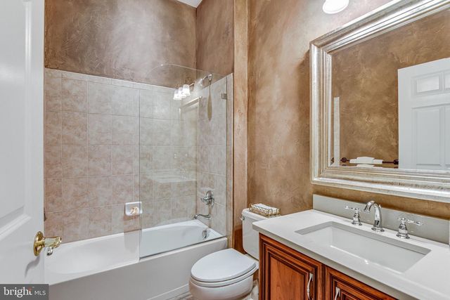 5117 FALDO DR, Haymarket, VA 20169